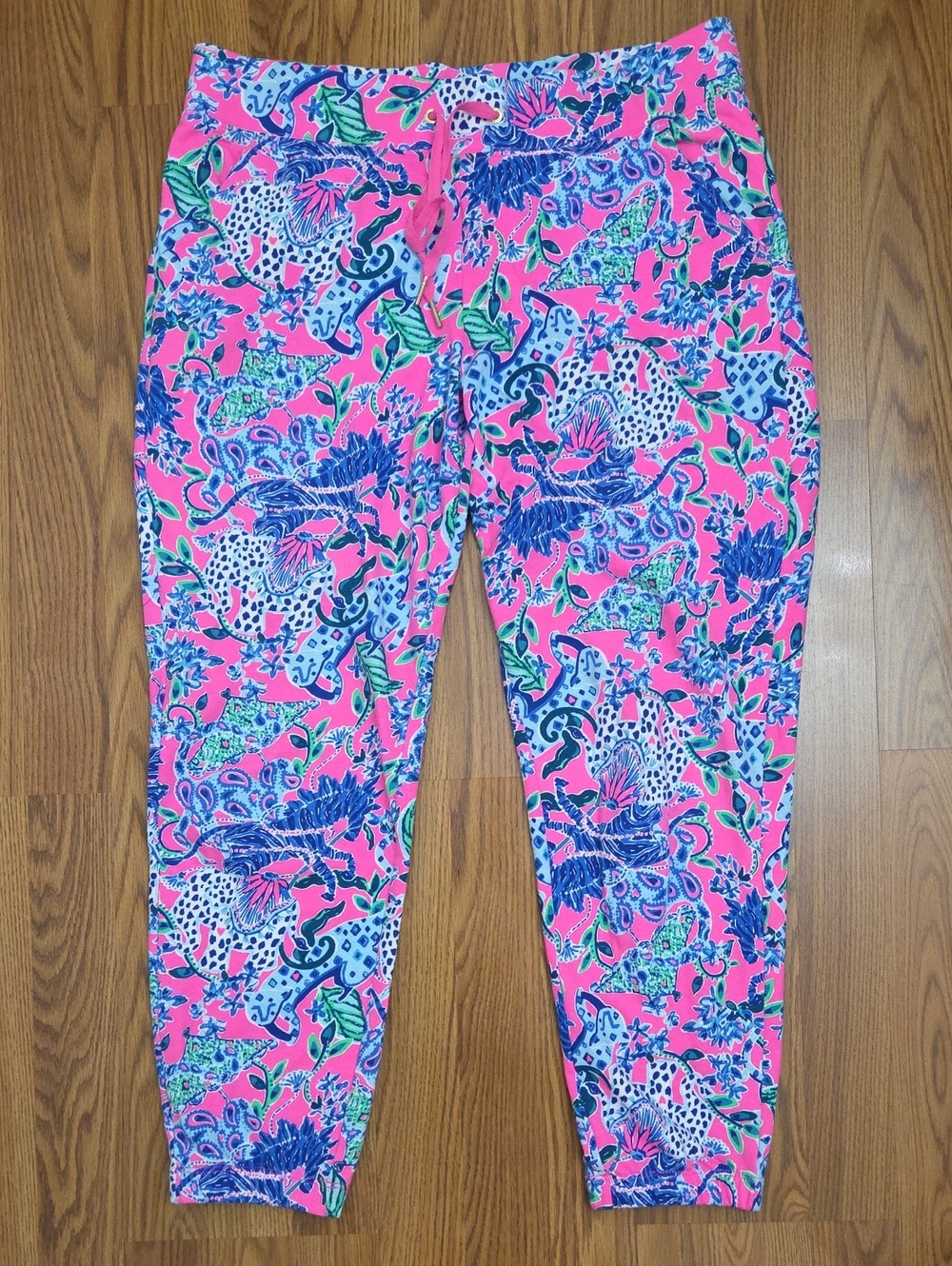 Lilly Pulitzer Mallie Knit Pants Plumeria Pink "Untamed Hearts"/ Large